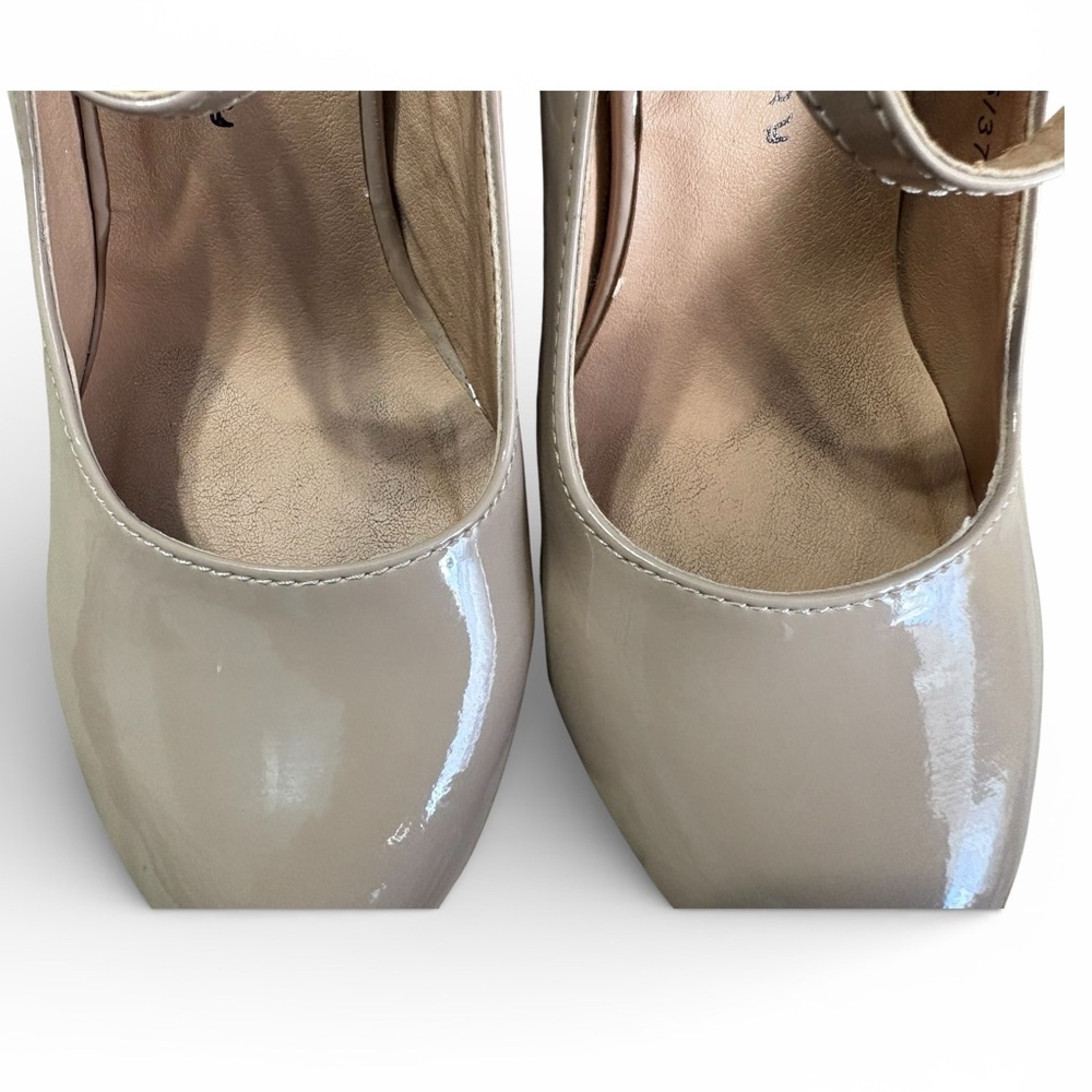 Sale!!! Chinese Laundry Nude Patent Mary Jane Heels - Picture 7 of 7